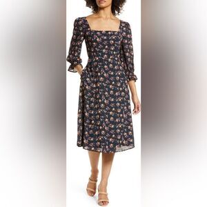 Floral Bell Sleeve Midi Dress
Julia Jordan
